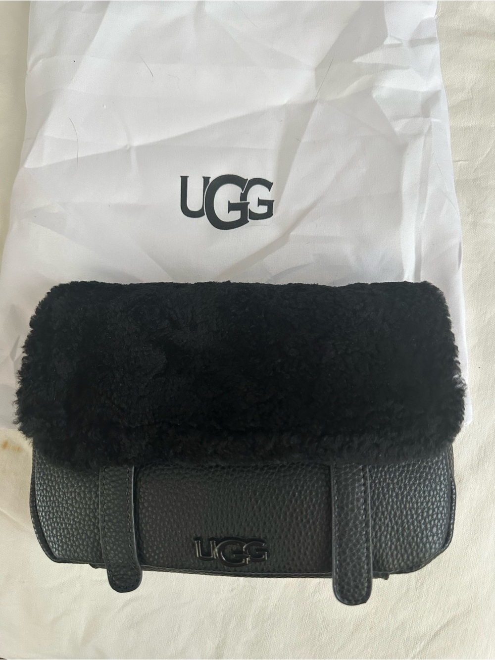 UGG Black Shearling-Trim Pebble Leather Shoulder Bag - Picture 1 of 4